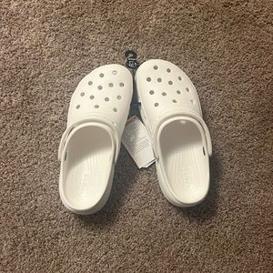 Women’s Classic Platform Clogs/ Crocs/ White/ New With Tag